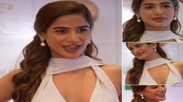 A man is sucking the breasts of – Bollywood actress Poonam Pandey