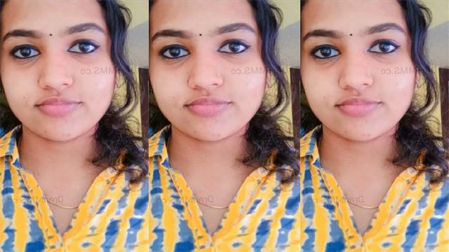 Mallu Girl Showing Boobs & Pussy to Lover Video