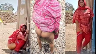 Random Bhabhi Left Saree Pissing Pussy Ass Leak