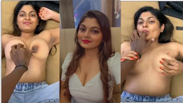 Tamil Sexy Wife Showing Her Boobs Fucking Doggy Viral Porn Watch